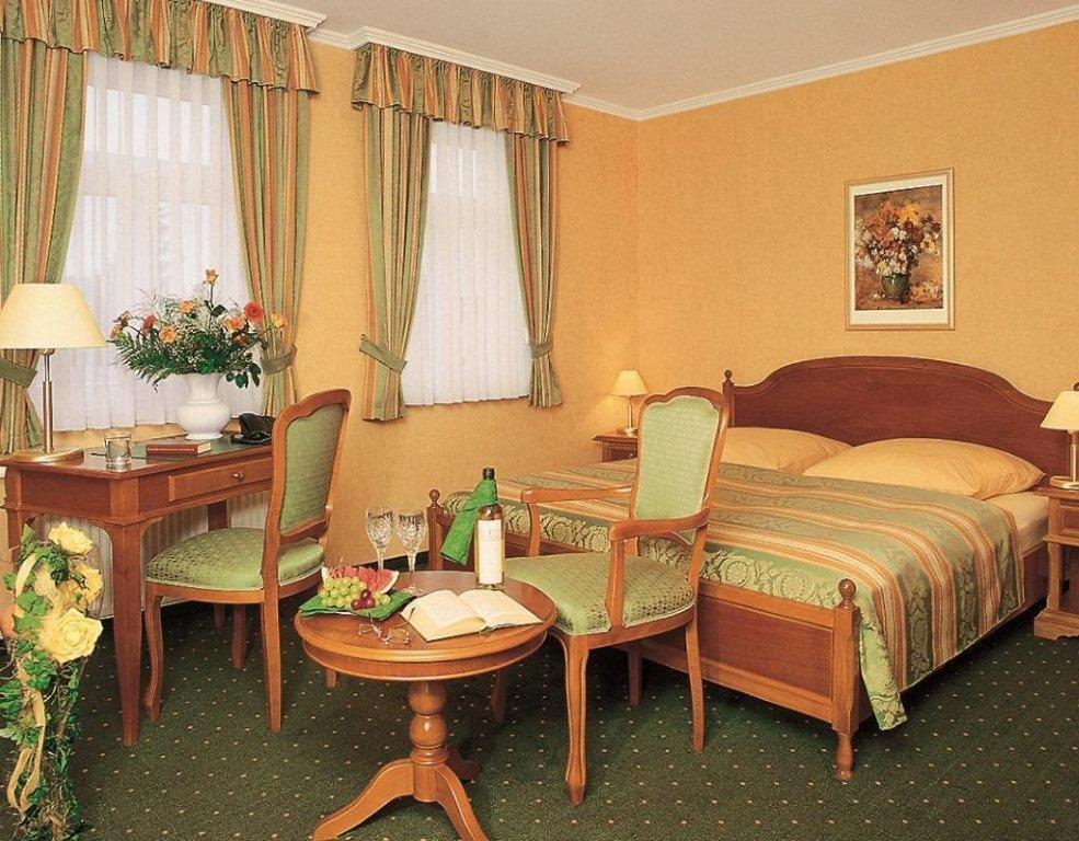 Pension Alter Kutschenbauer Wernigerode Zimmer foto